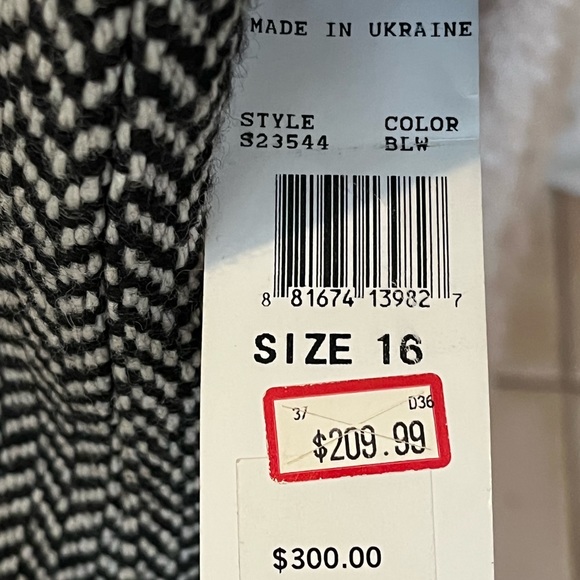 Jones Of New York  Coat - Picture 7 of 12